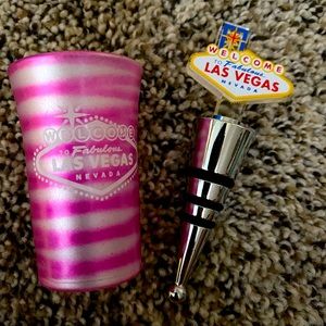 Las Vegas Shot glass and Wine-stopper